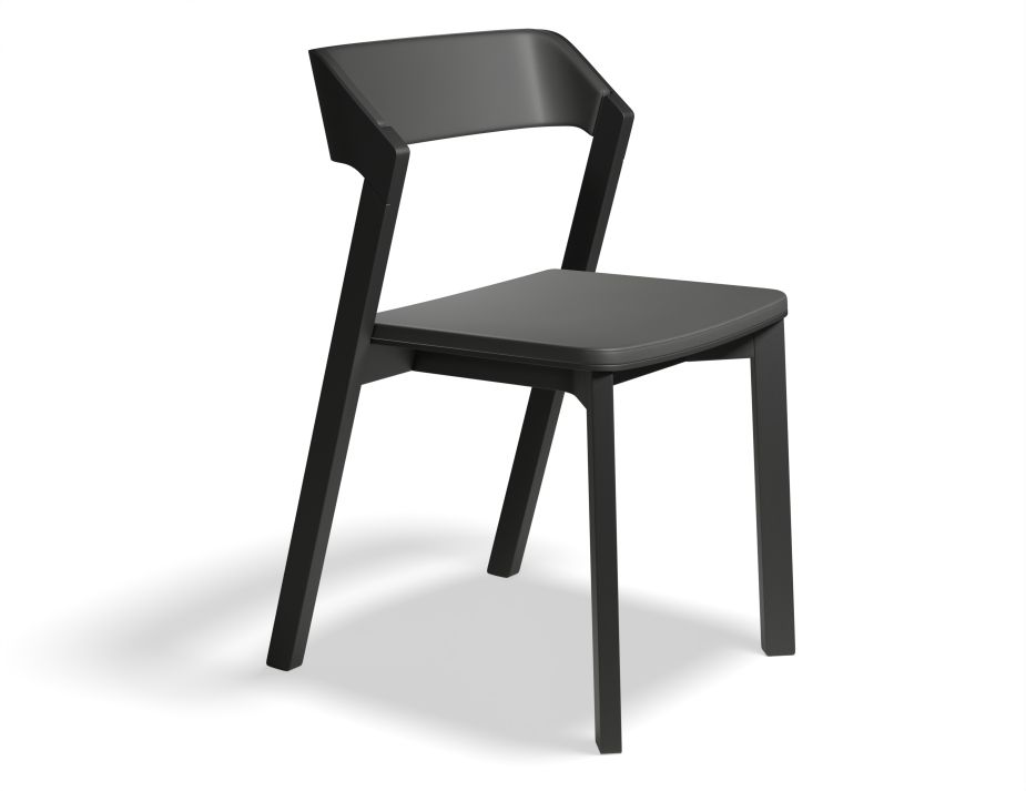 Merano Blackstained Beechwood Diningchair Black Pads