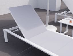 Plexus Mesh Outdoor Sun Lounge