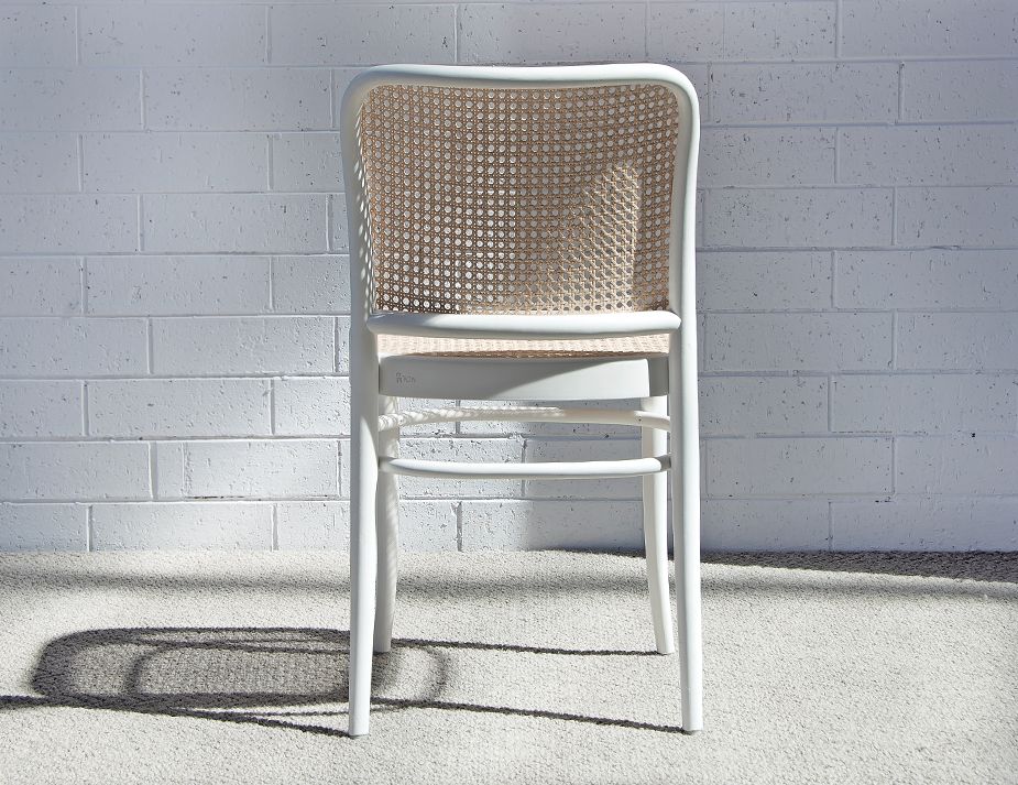 White 811 Bentwood Chair