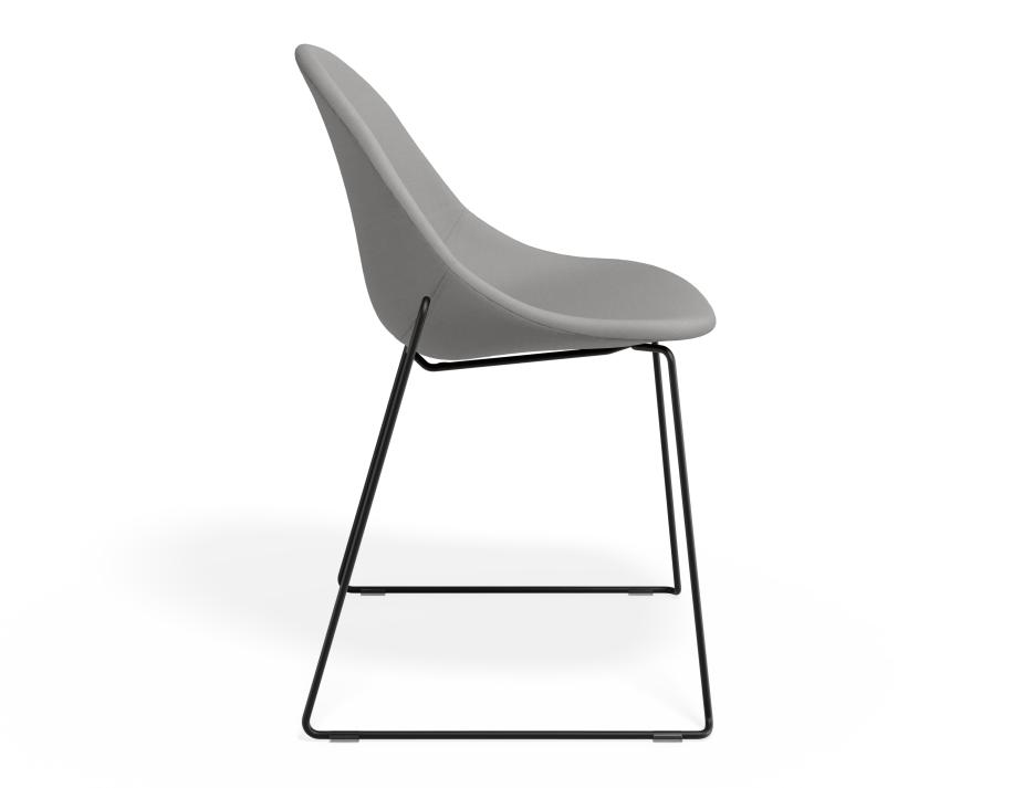 P 3 Pebble Chair Cloudgreyfabricseat Sledblack