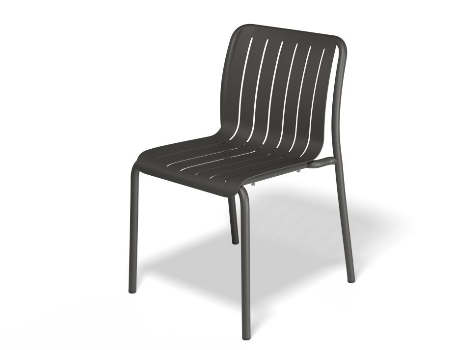 Roku Chair Charcoal Altangle