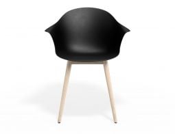 P 4 Pebble Armchair Blackseat Beechbase
