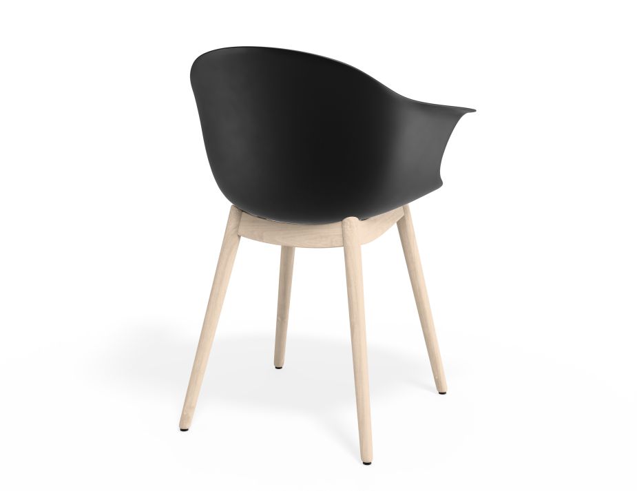 P 2 Pebble Armchair Blackseat Beechbase