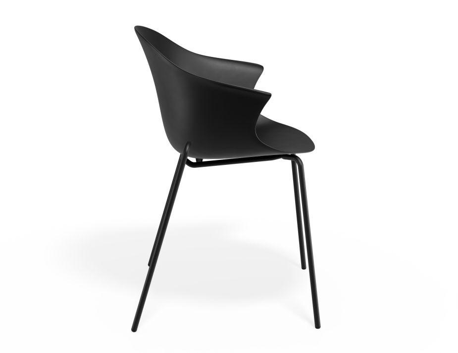 P 3 Pebble Armchair Blackseat 4postblack