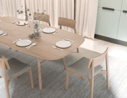 B125066055 L6 Madisontable Andichair 6aseat Lifestyle3