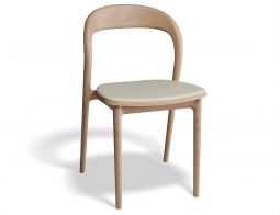 B100229106 P1 Mia Diningchair Natural Whitevinyl