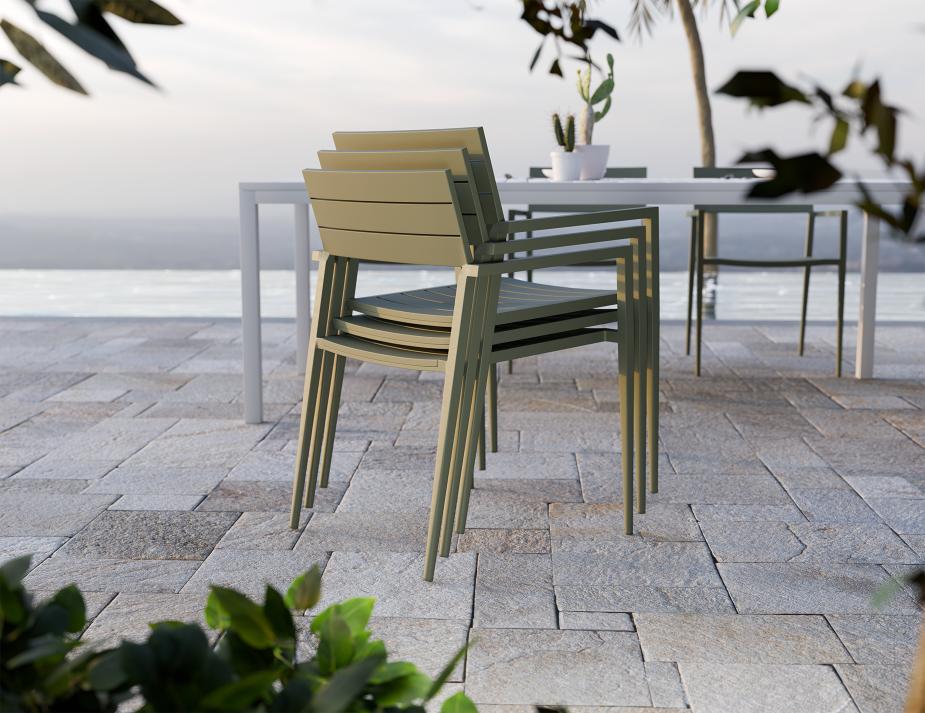 L 8 Halki Dining Green