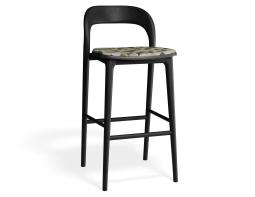 P 1 Mia Barstool Black Custom Eucalyptpyramid