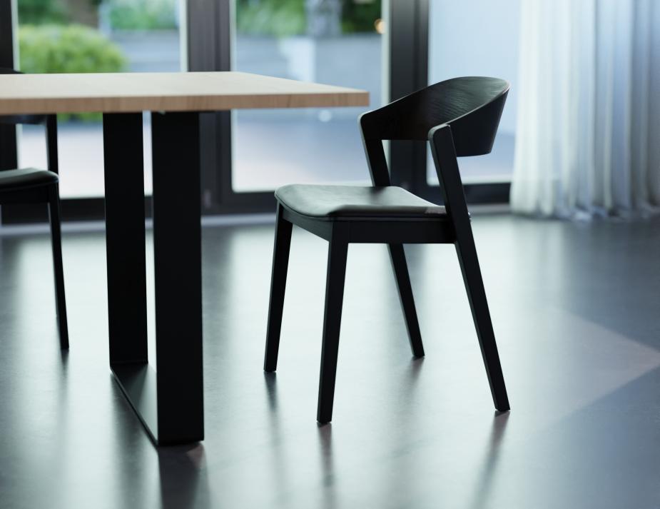 Grayson Chairpadded Lifestyle 2b