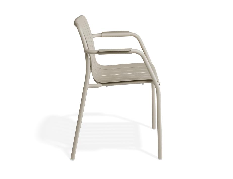 P 3 Roku Armchair Latte
