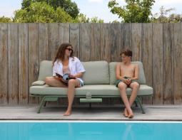 Arla Outdoor Sofa 0009 Sunset Amb 1