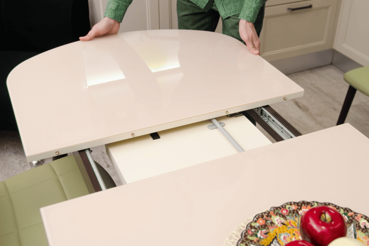 extendable dining tables