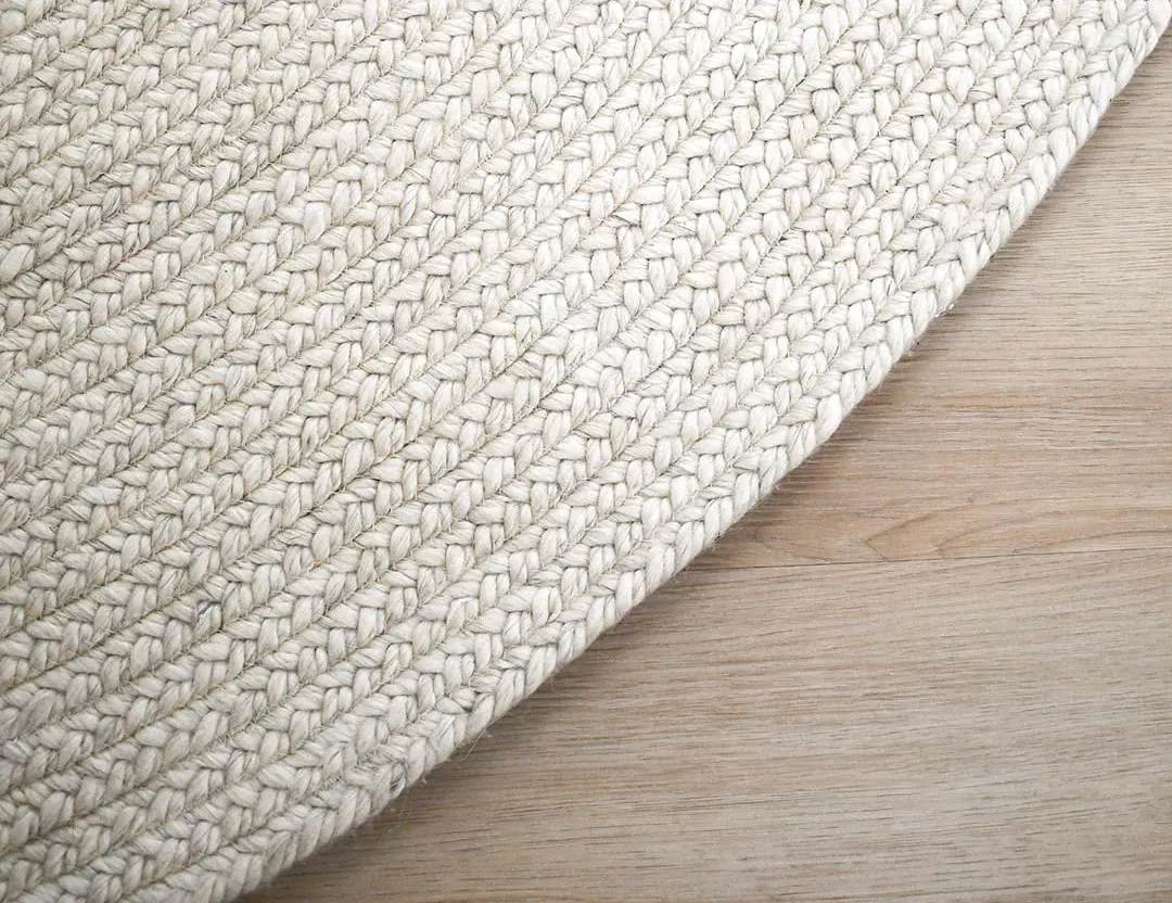 detailed image of Paddington round wool rug in snow cream