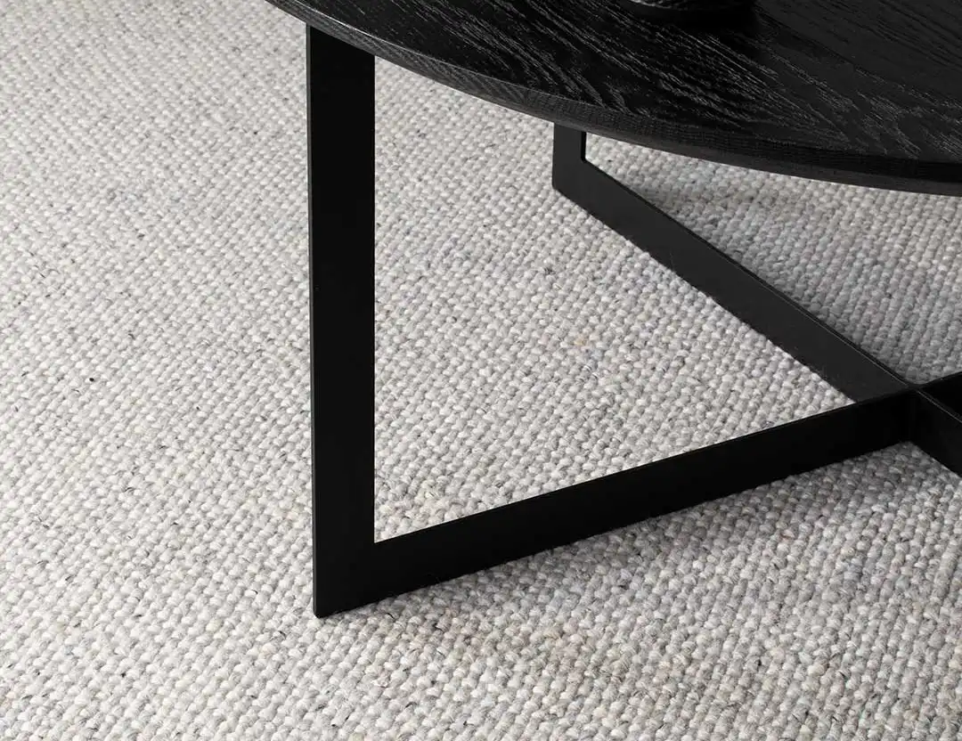 Navajo Wool Rug in Ice beige with black coffee table