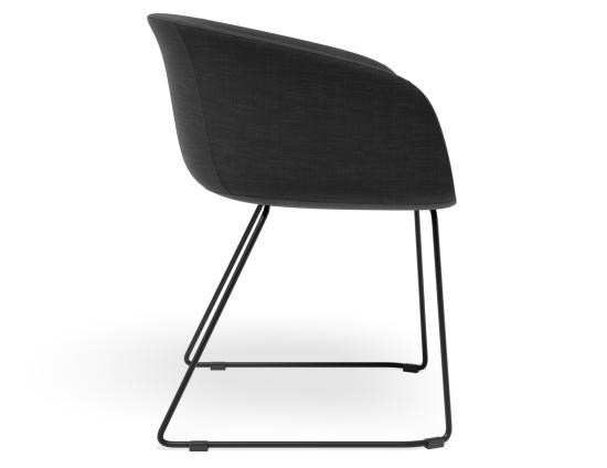 P 3 Lonsdale Armchair Sledbase Black