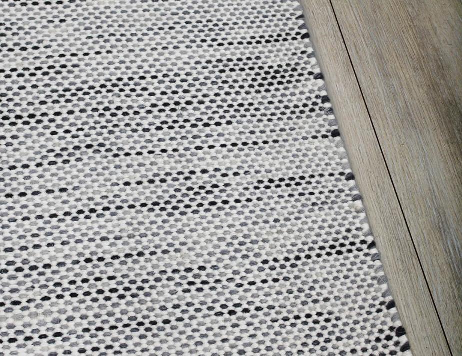 C145102275 Rug Collection Subi Rug Charcoalivory Detail 02