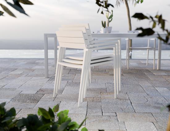 L 8 Halki Dining White