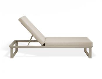 Serra Sun Lounge Matt Latte Aluminium with Husk Cushion