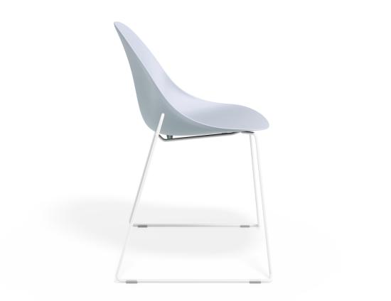 P 3 Pebble Chair Palebluev3seat Sledwhite