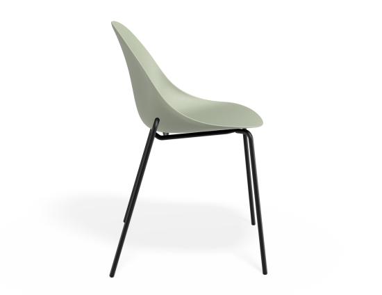P 3 Pebble Chair Greenseat 4postblack