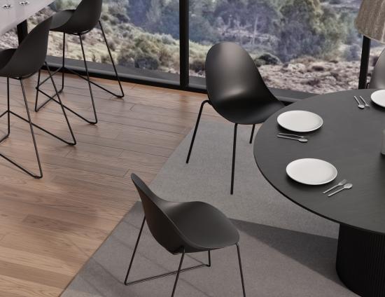 Pebble Rail 4pole Chairs Stools Black Dining Setting 2