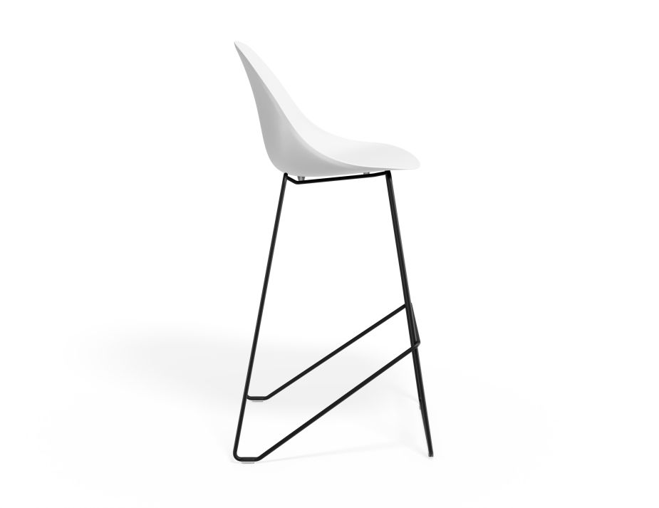 P 3 Pebble Barstool Whiteseat Blackframe