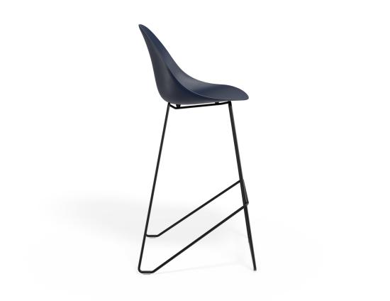 P 3 Pebble Barstool Navyseat Blackframe