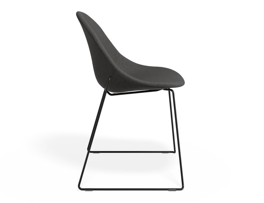 P 3 Pebble Chair Greyfabricseat Sledblack
