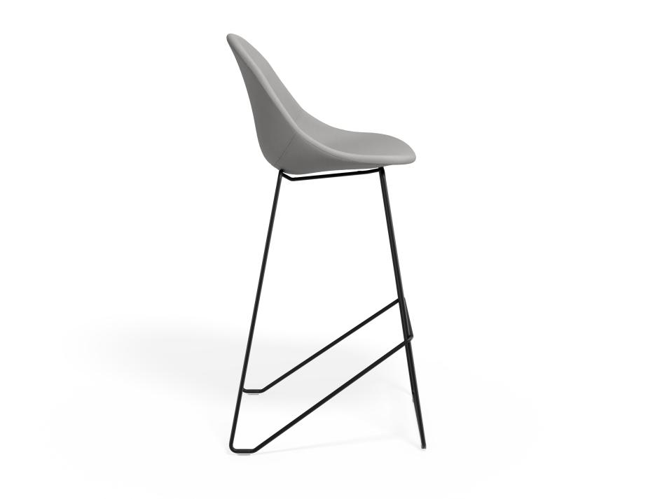 P 3 Pebble Barstool Cloudgreyfabricseat Blackframe
