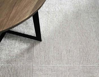 Braid Box Pure Wool Flatweave Rug Natural