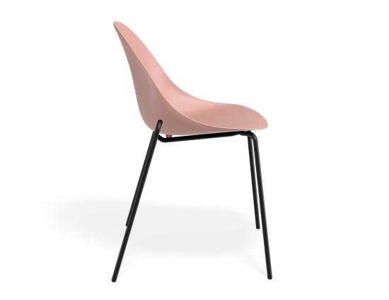 P 3 Pebble Chair Pinkseat 4postblack