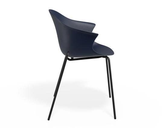 P 3 Pebble Armchair Navyseat 4postblack