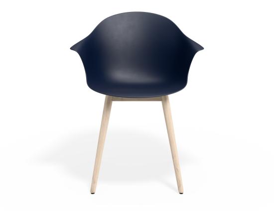 P 4 Pebble Armchair Navyseat Beechbase