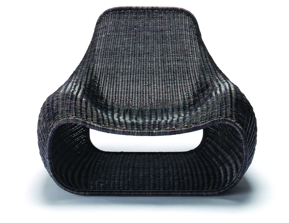 Snug Graphite Lounge Chair2