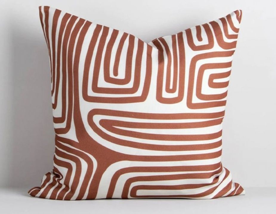 Ano Pecan Cushion