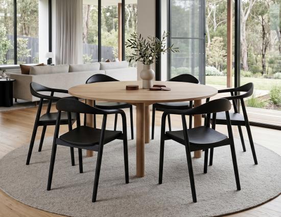 Arki Arm Chair Black