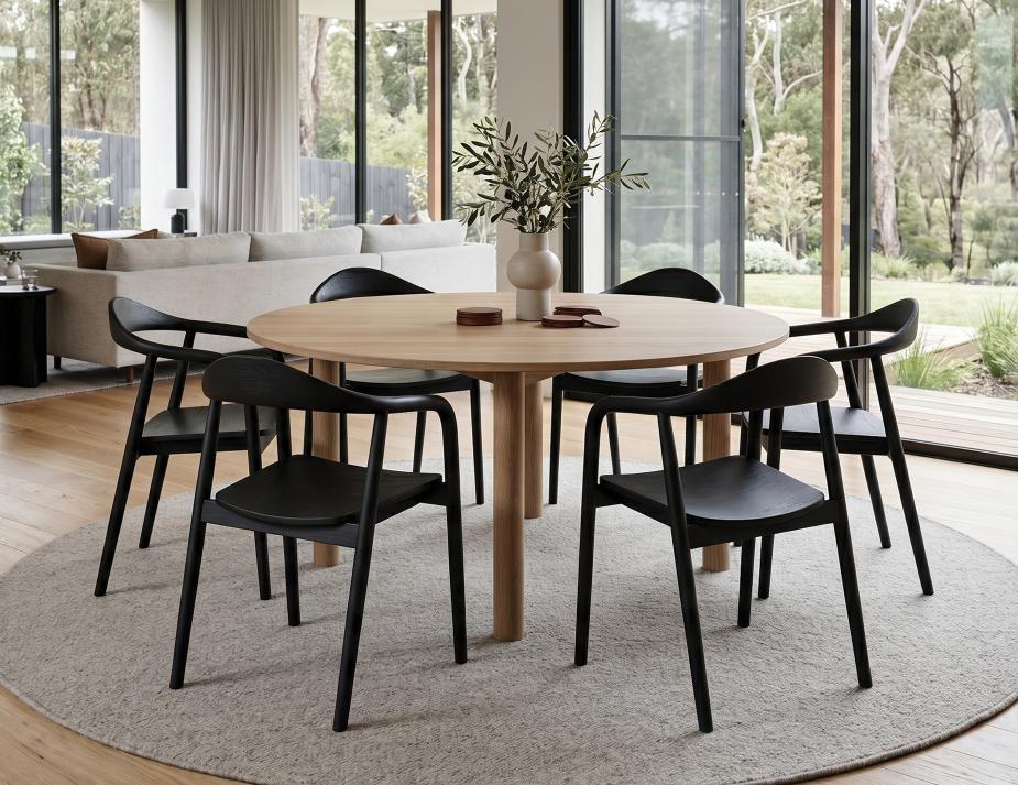 Arki Arm Chair Black