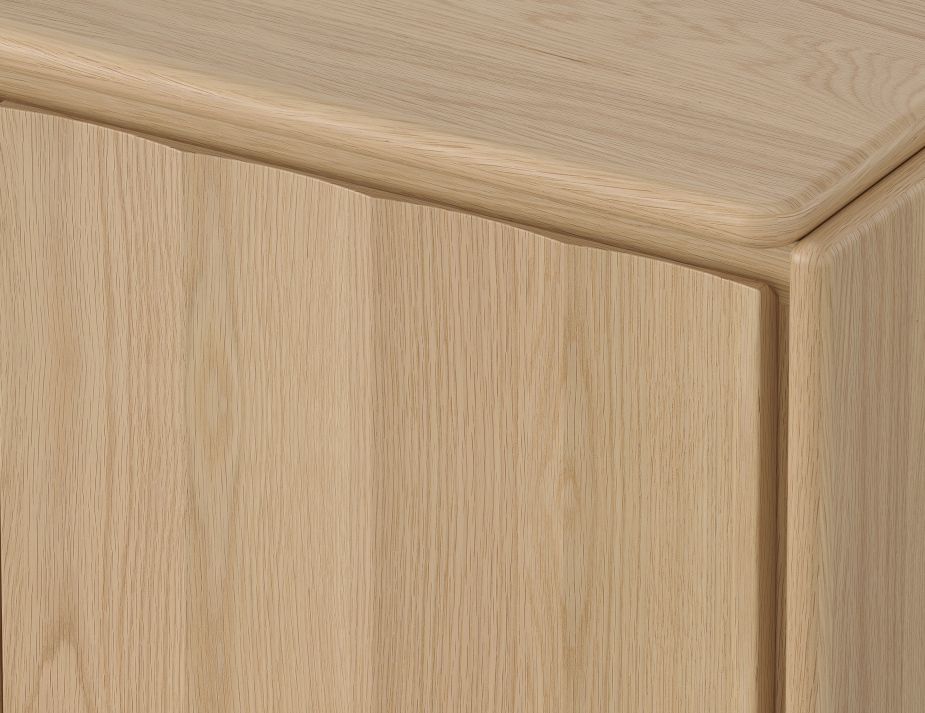 Bond Buffet Table 2200 Closeup 02