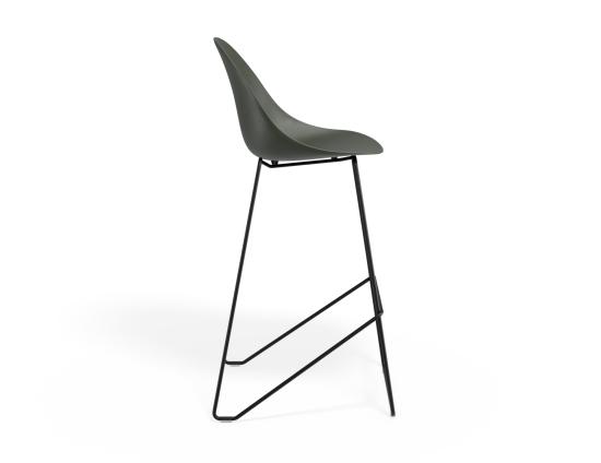 P 3 Pebble Barstool Oliveseat Blackframe