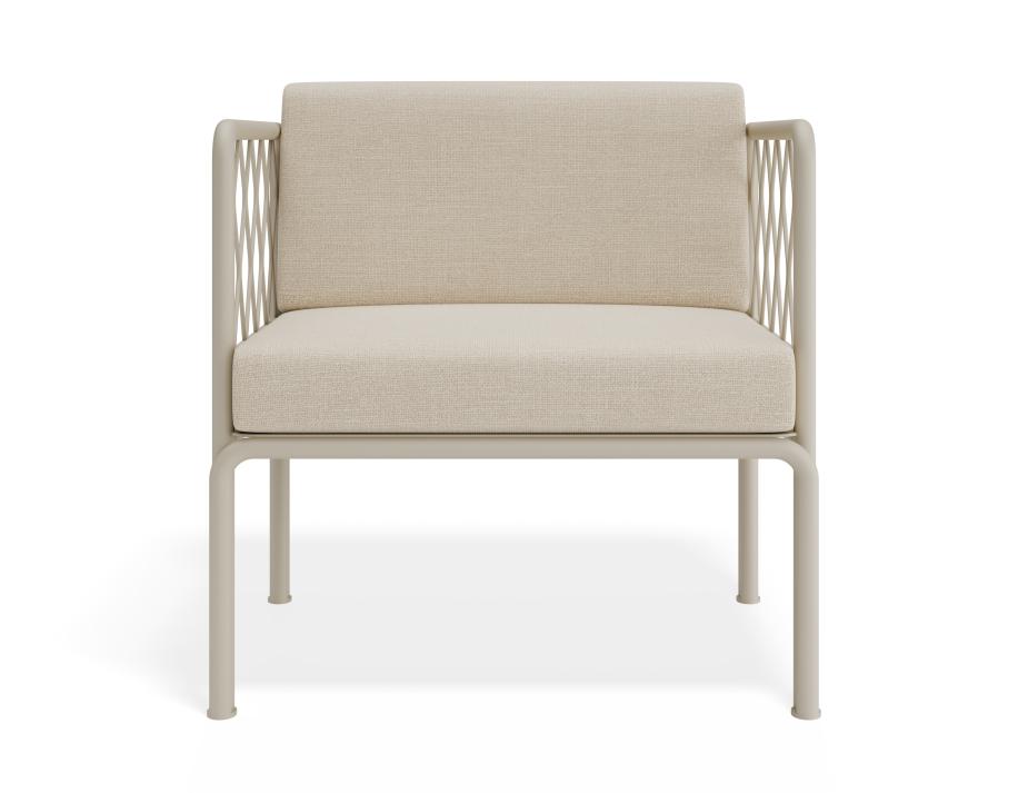 P 4 Seville Loungechair Latteframe Huskcushion