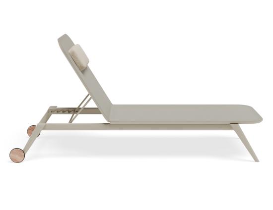 P 3 Amalfi Sunlounge Headrest Latte Husk Magnetic2
