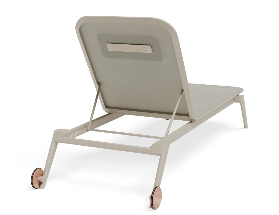 P 2 Amalfi Sunlounge Headrest Latte Husk Magnetic2