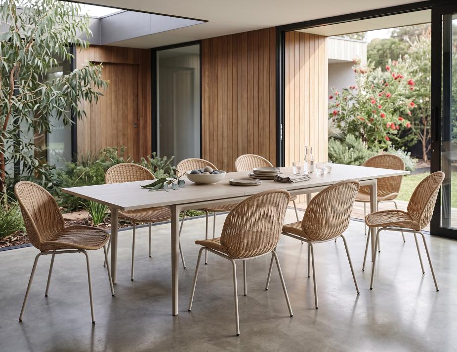 Arken Table In House