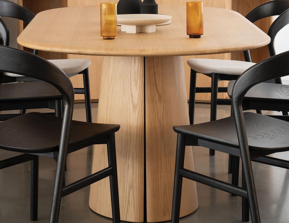 Lucia Oak Dining Table 5