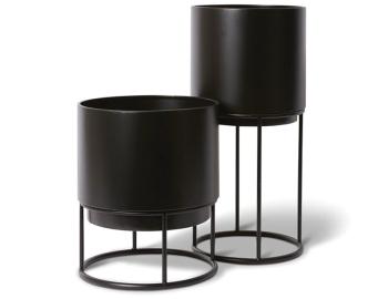 Gunner Black Planter - Small or Large