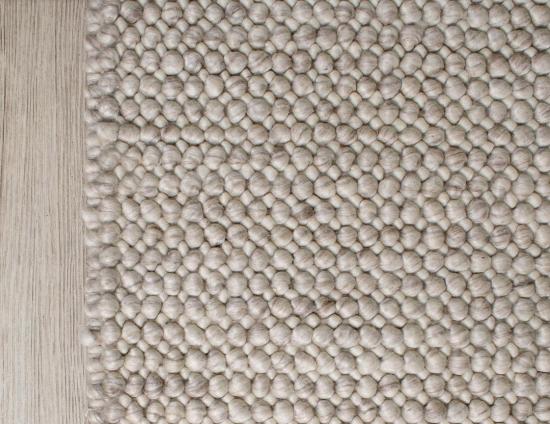 C145129201 Rug Collection Magic Rug Linen Detail 04