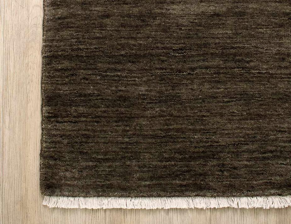 C145347629 Rug Collection Diva Rug Espresso Detail 02