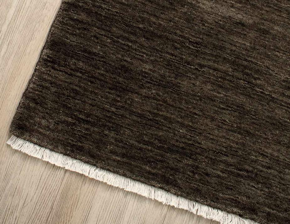 C145347629 Rug Collection Diva Rug Espresso Detail 03