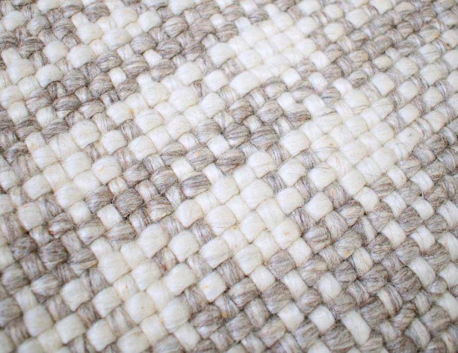 C145347617 Rug Collection Dillon Rug Taupe Detail 02