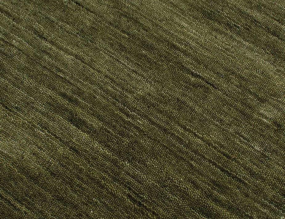 C145347659 Diva Round Wool Rug Fern Detail 01